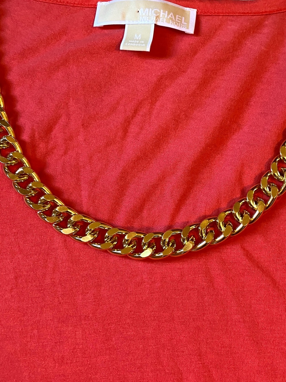 Michael Kors Coral Short Sleeve Top with Gold Chain Trim, Size M - Picture 4 of 7